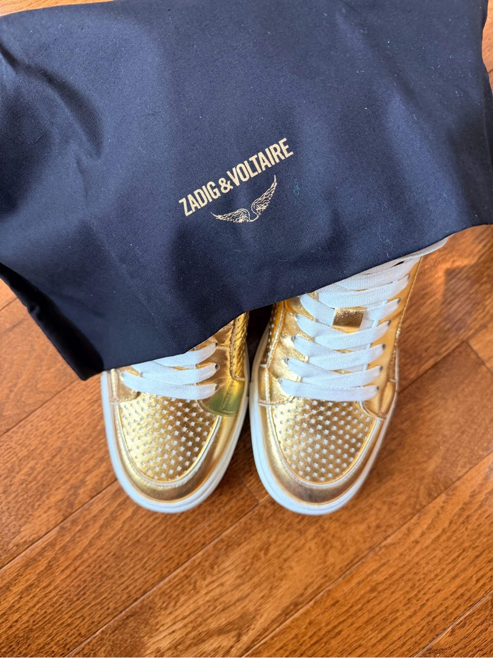 Zadig & Voltaire Gold High-Top Women's Sneakers with small discoloration!!!! ❗️ - Picture 6 of 10